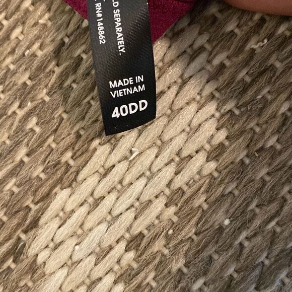 Torrid bra XO boost plunge bra size 40DD - Picture 4 of 5